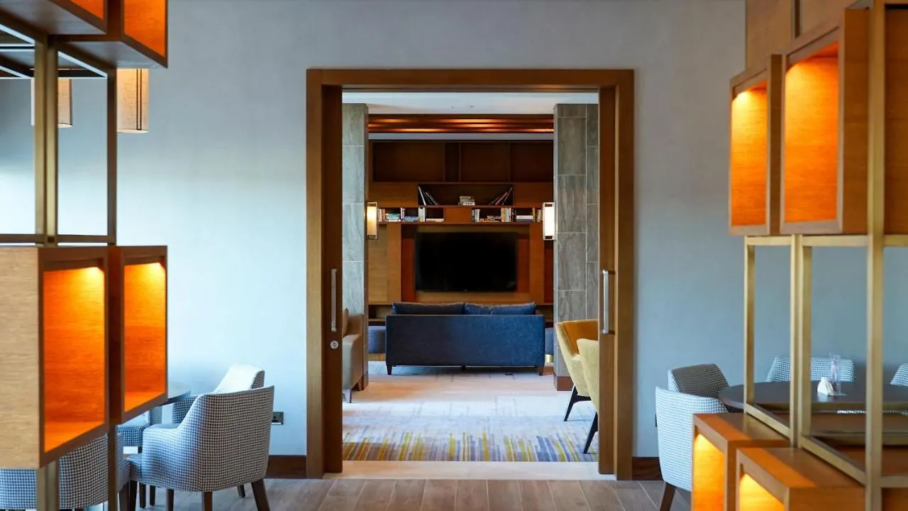 Aparthotel Staybridge Suites Dubai Al-Maktoum Airport By Ihg