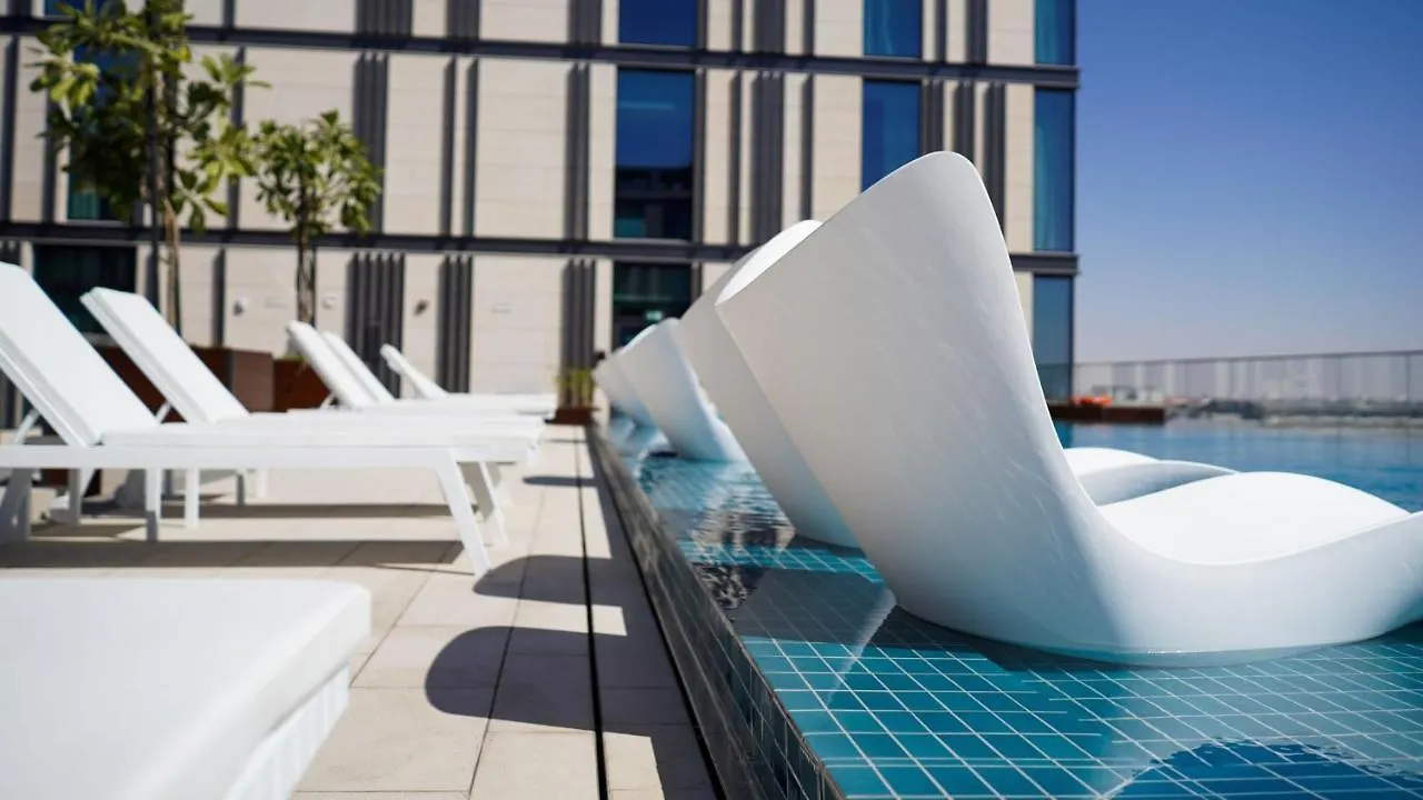 Staybridge Suites Dubai Al-Maktoum Airport By Ihg